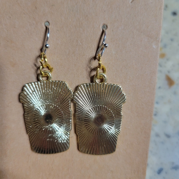 Beautiful coffee dangling earrings - Picture 5 of 5